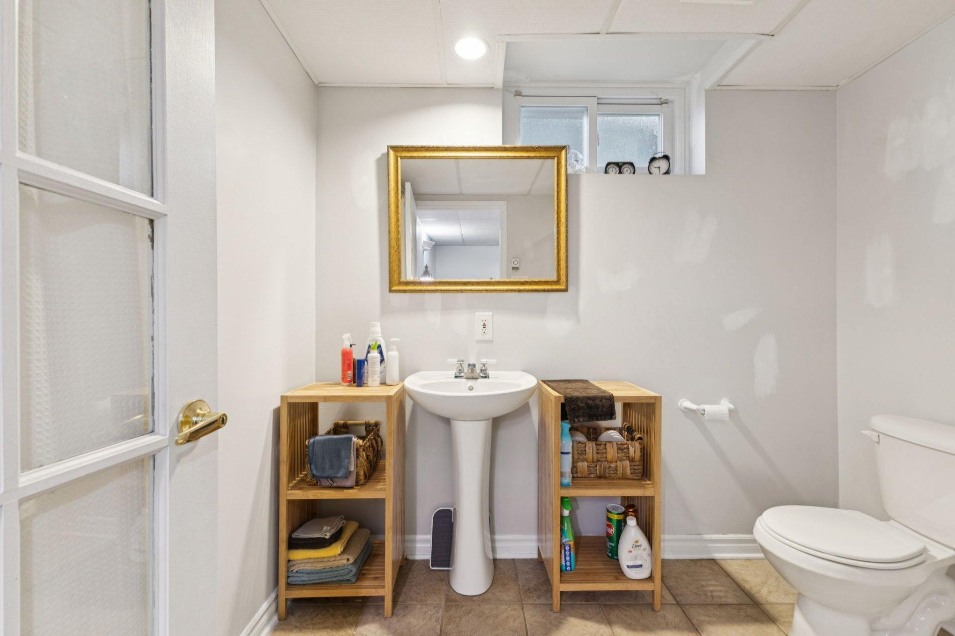 









246


Rue des Tulipes

,
Gatineau (Gatineau),




QC
J8R2H2

