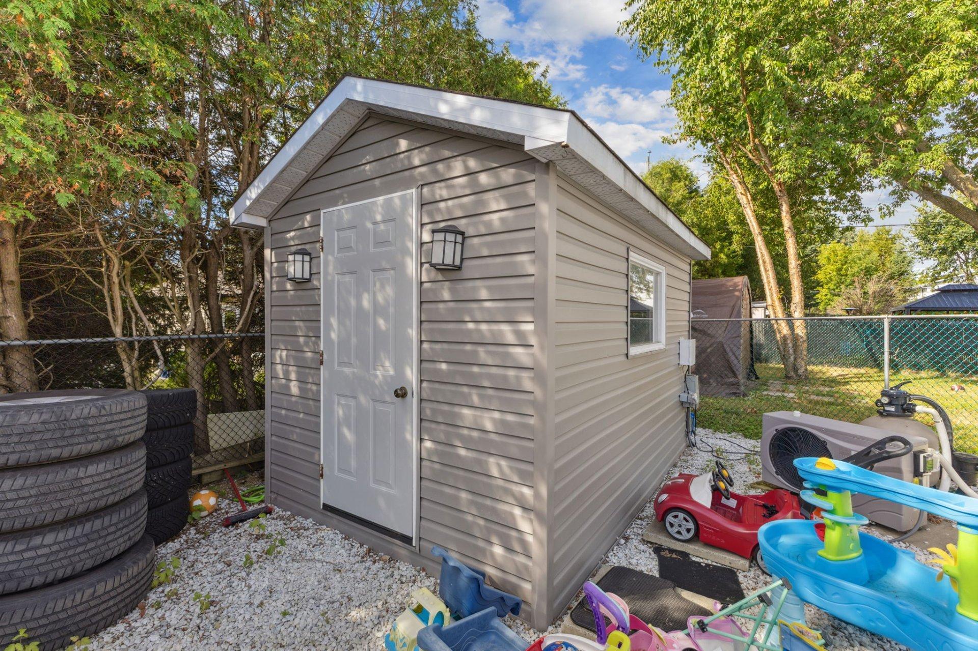 









246


Rue des Tulipes

,
Gatineau (Gatineau),




QC
J8R2H2

