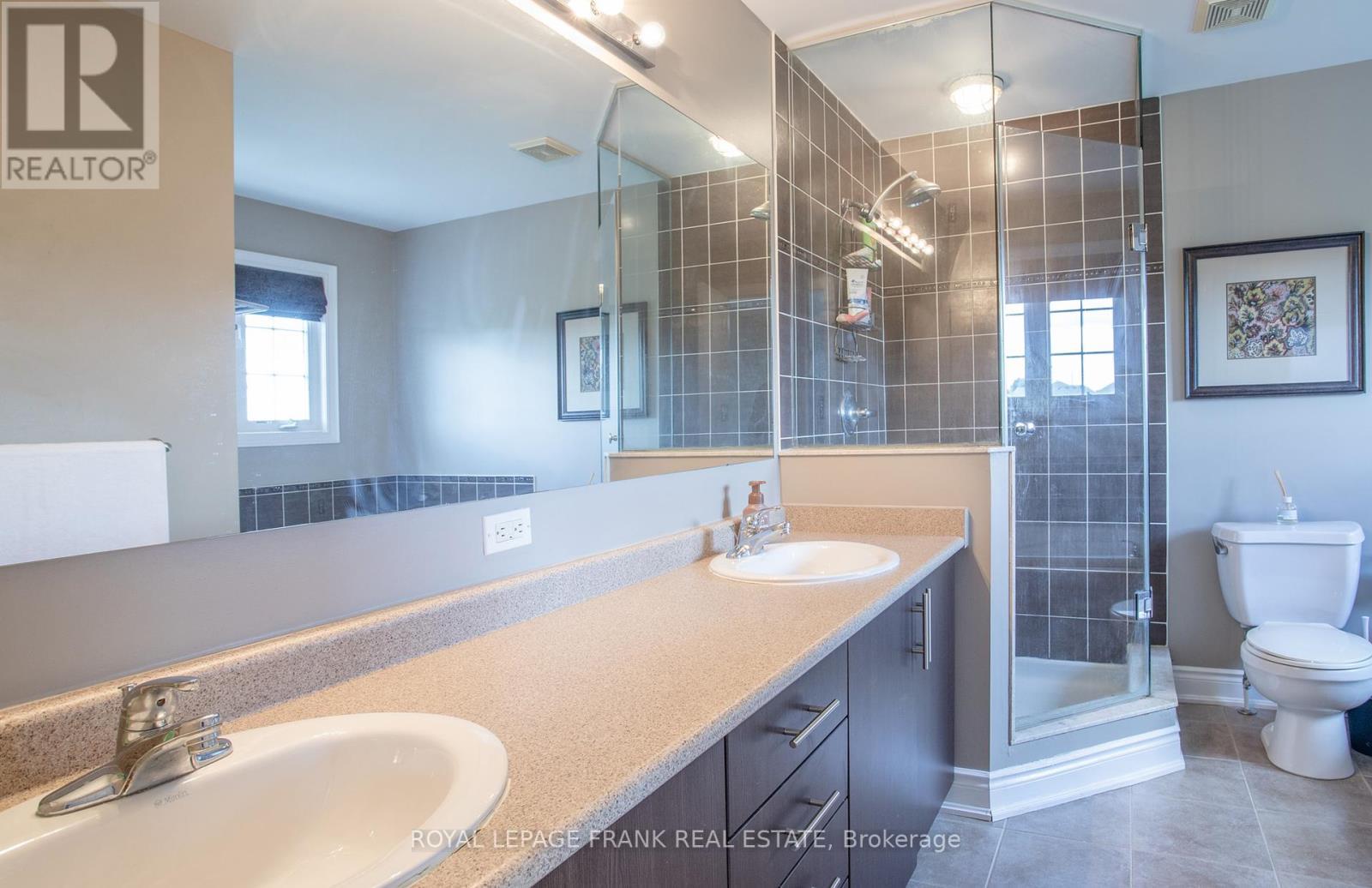 












1681 QUAIL RUN DRIVE

,
Oshawa (Taunton),




Ontario
L1K0M1

