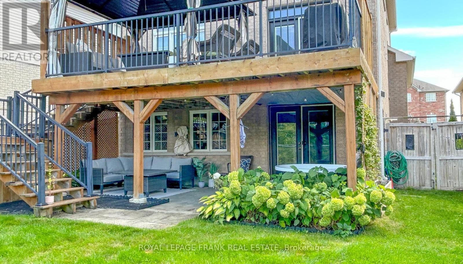 












1681 QUAIL RUN DRIVE

,
Oshawa (Taunton),




Ontario
L1K0M1

