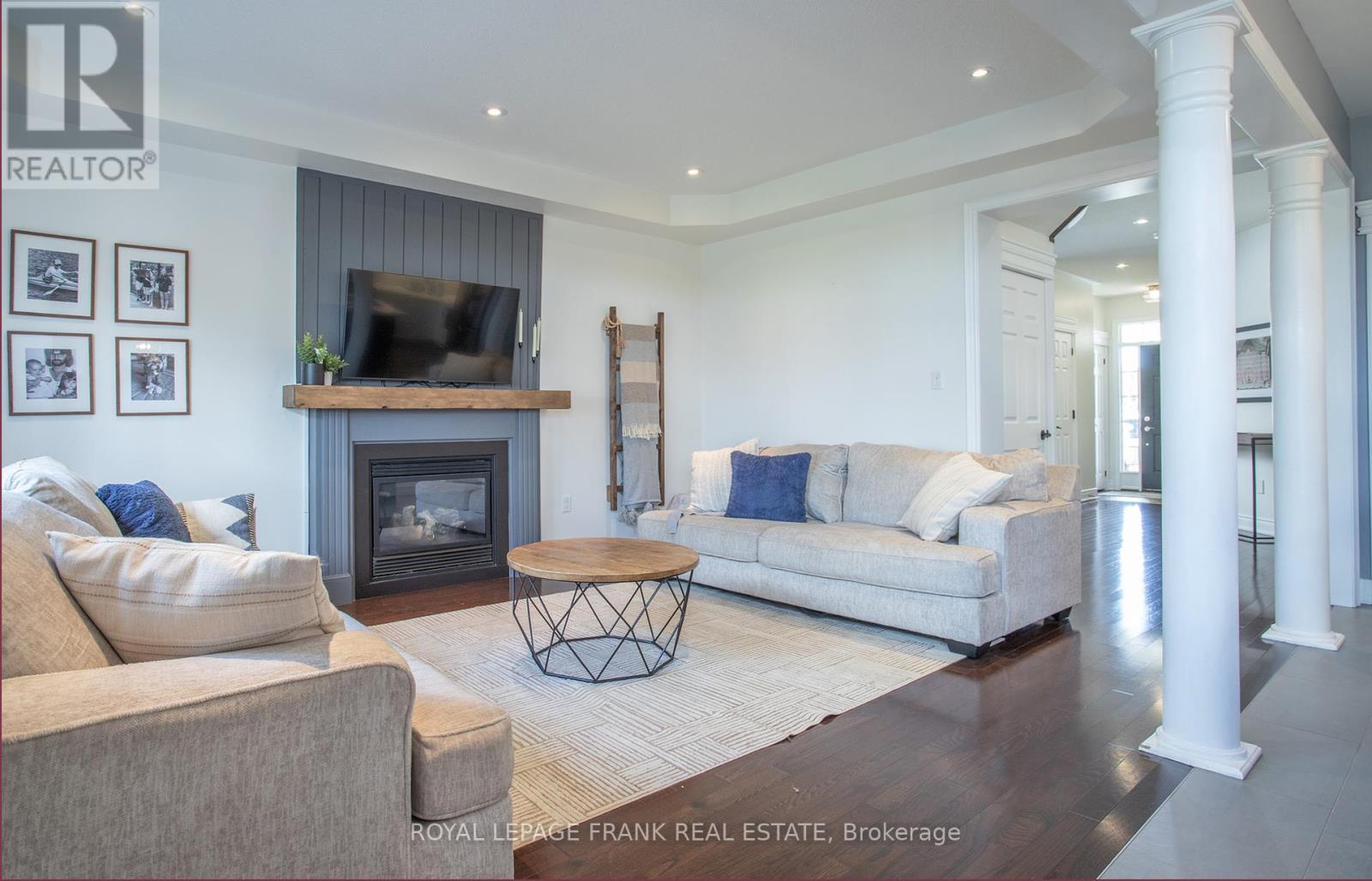 












1681 QUAIL RUN DRIVE

,
Oshawa (Taunton),




Ontario
L1K0M1

