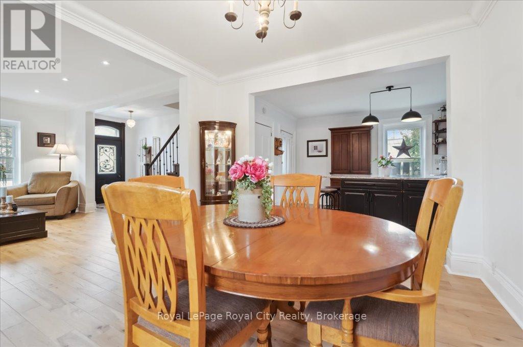 












42 BIELBY STREET

,
East Luther Grand Valley (Grand Valley),




Ontario
L9W5N3

