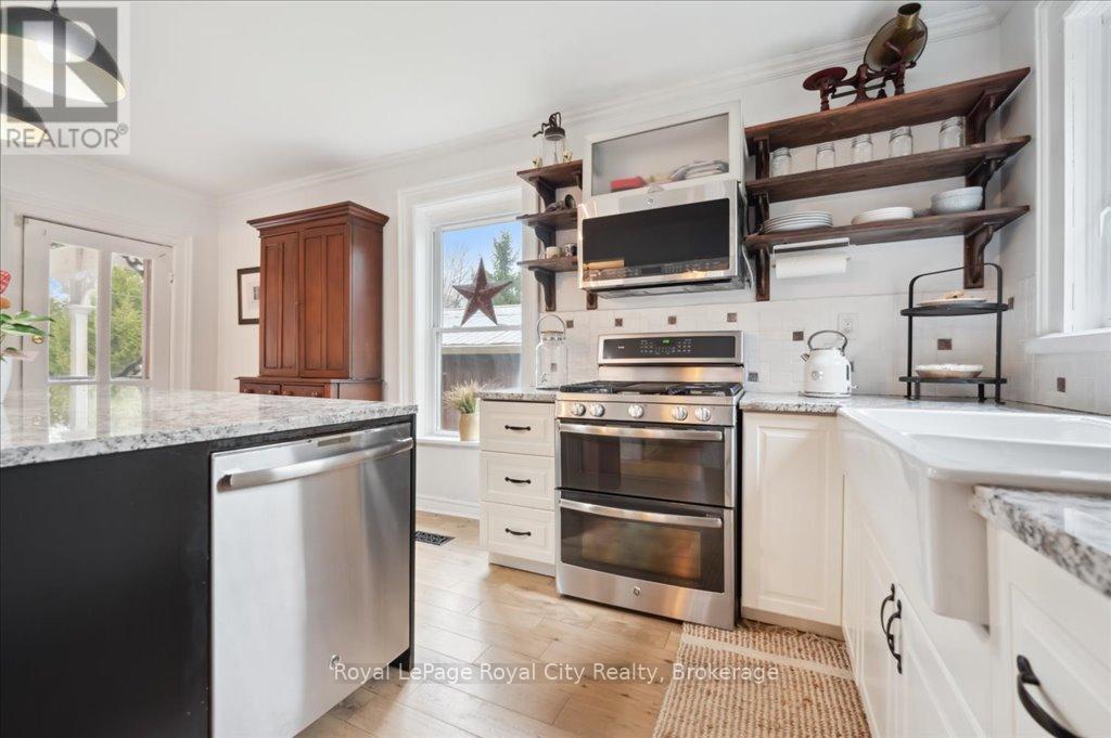 












42 BIELBY STREET

,
East Luther Grand Valley (Grand Valley),




Ontario
L9W5N3

