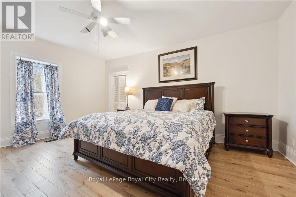 












42 BIELBY STREET

,
East Luther Grand Valley (Grand Valley),




Ontario
L9W5N3

