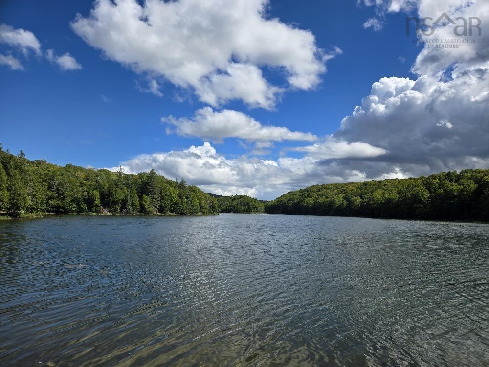 












76 Duncan Drive

,
Upper Kemptown,




NS
B0K 1V0

