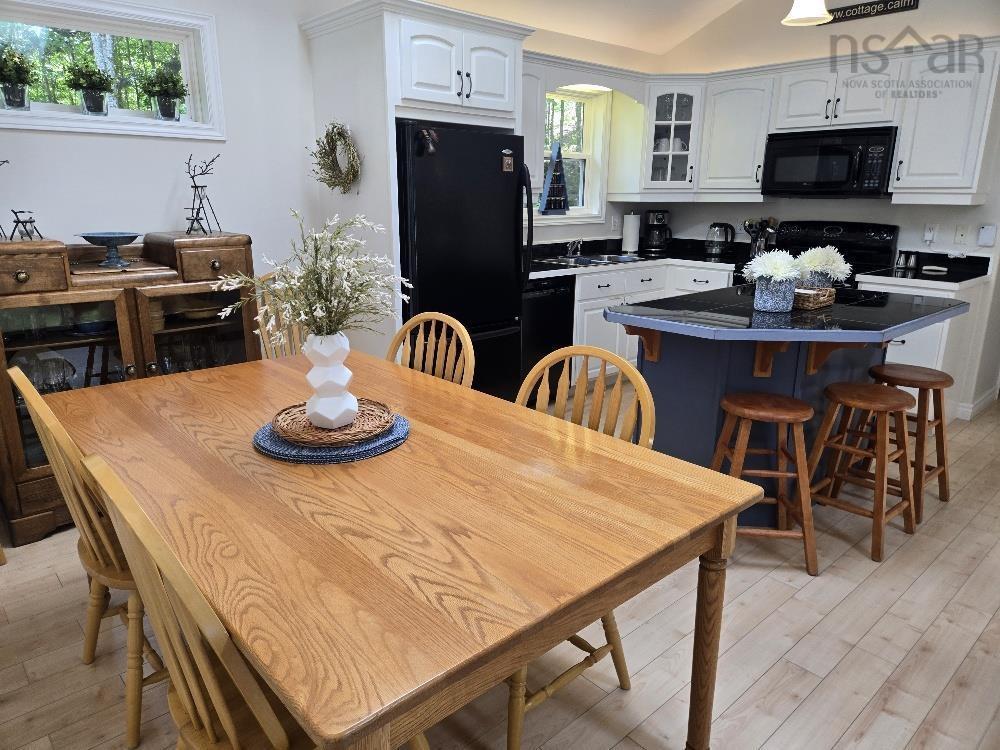 












76 Duncan Drive

,
Upper Kemptown,




NS
B0K 1V0

