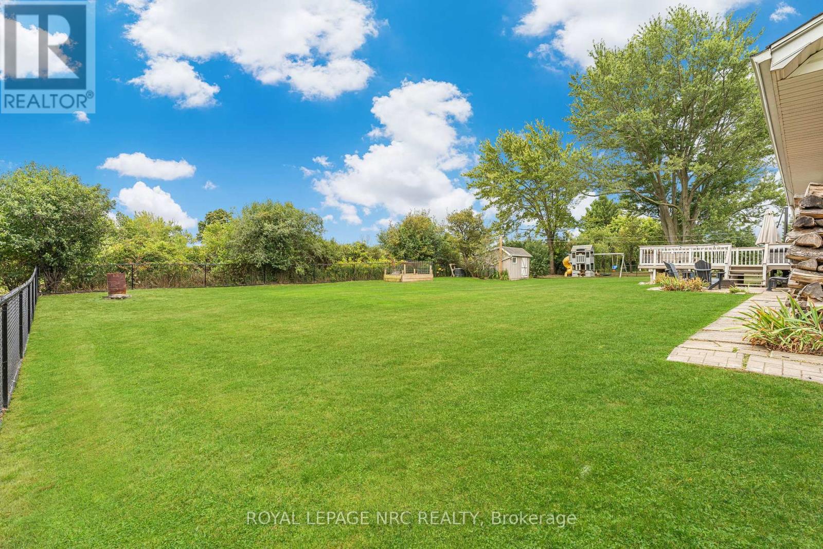 












87 PORT MAITLAND ROAD

,
Haldimand (Dunnville),




Ontario
N1A2W6

