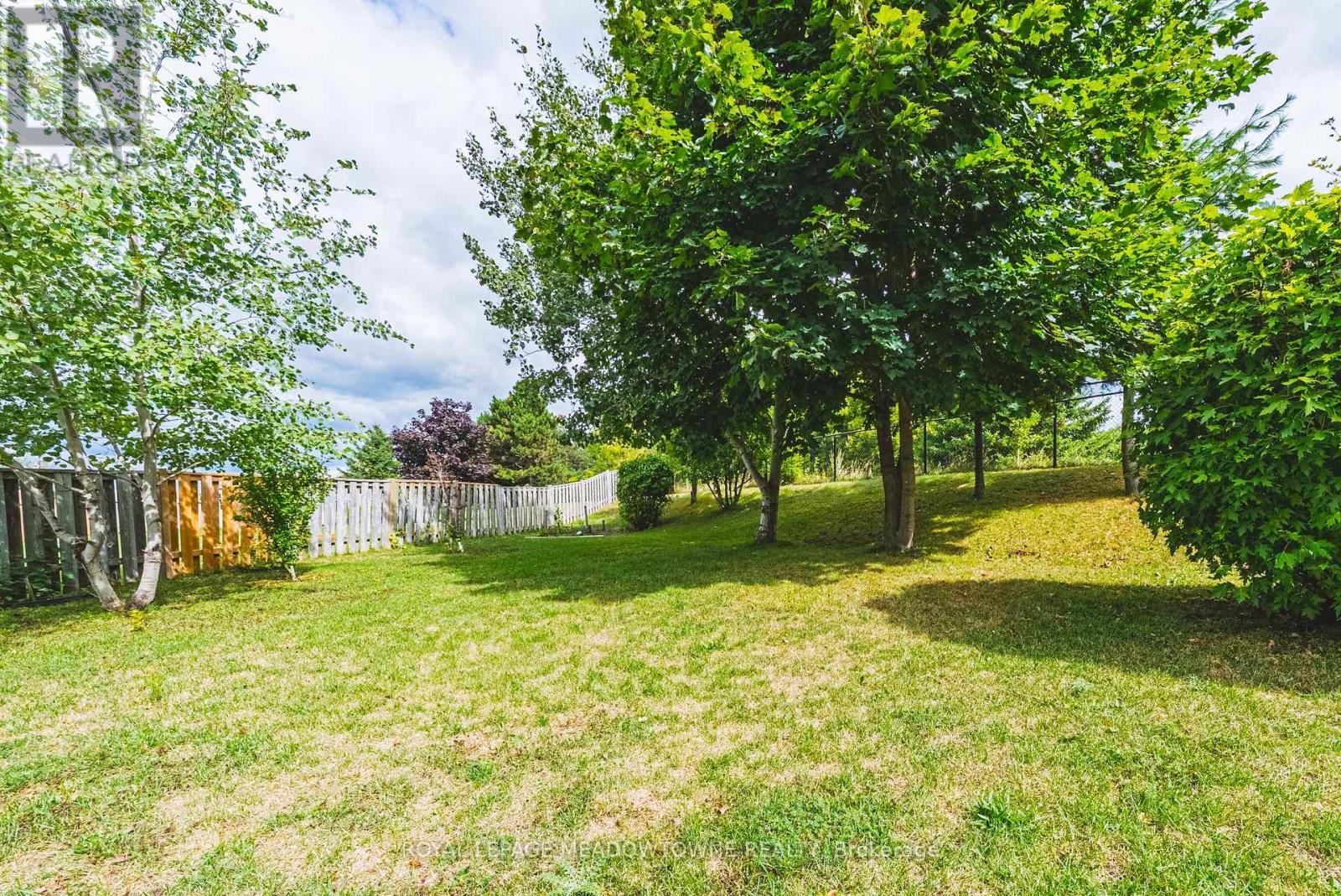 












116 DYER COURT

,
Cambridge,




Ontario
N3C4B9

