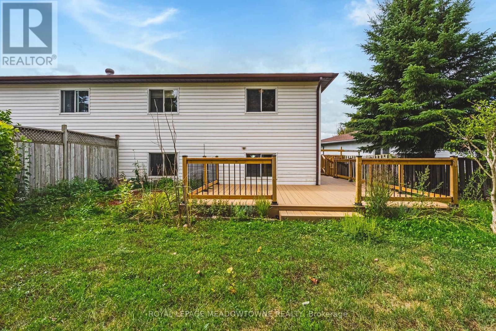 












116 DYER COURT

,
Cambridge,




Ontario
N3C4B9

