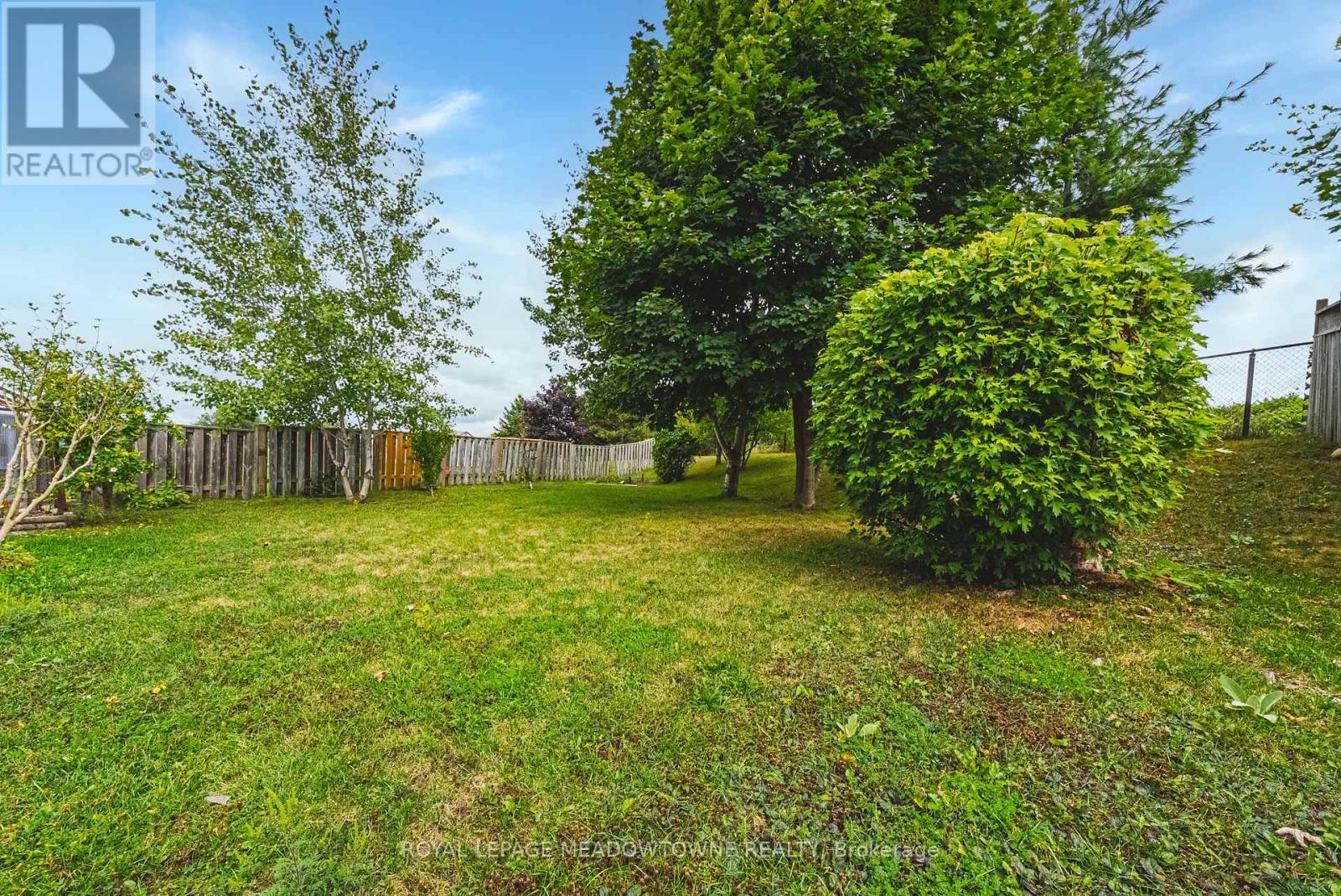 












116 DYER COURT

,
Cambridge,




Ontario
N3C4B9

