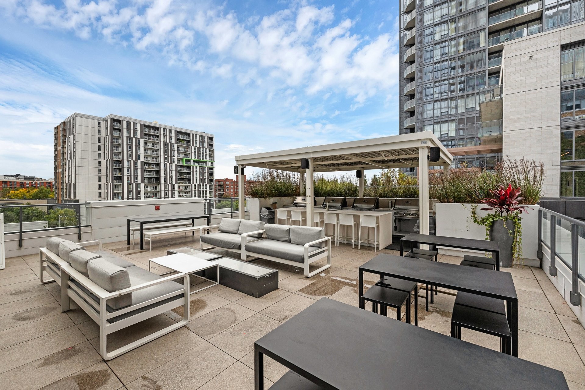 









1188


Rue St-Antoine O.

, 2112,
Montréal (Ville-Marie),




QC
H3C1B4

