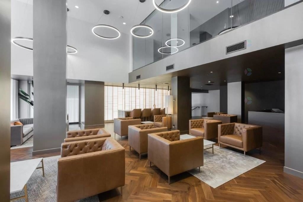 









1188


Rue St-Antoine O.

, 2112,
Montréal (Ville-Marie),




QC
H3C1B4

