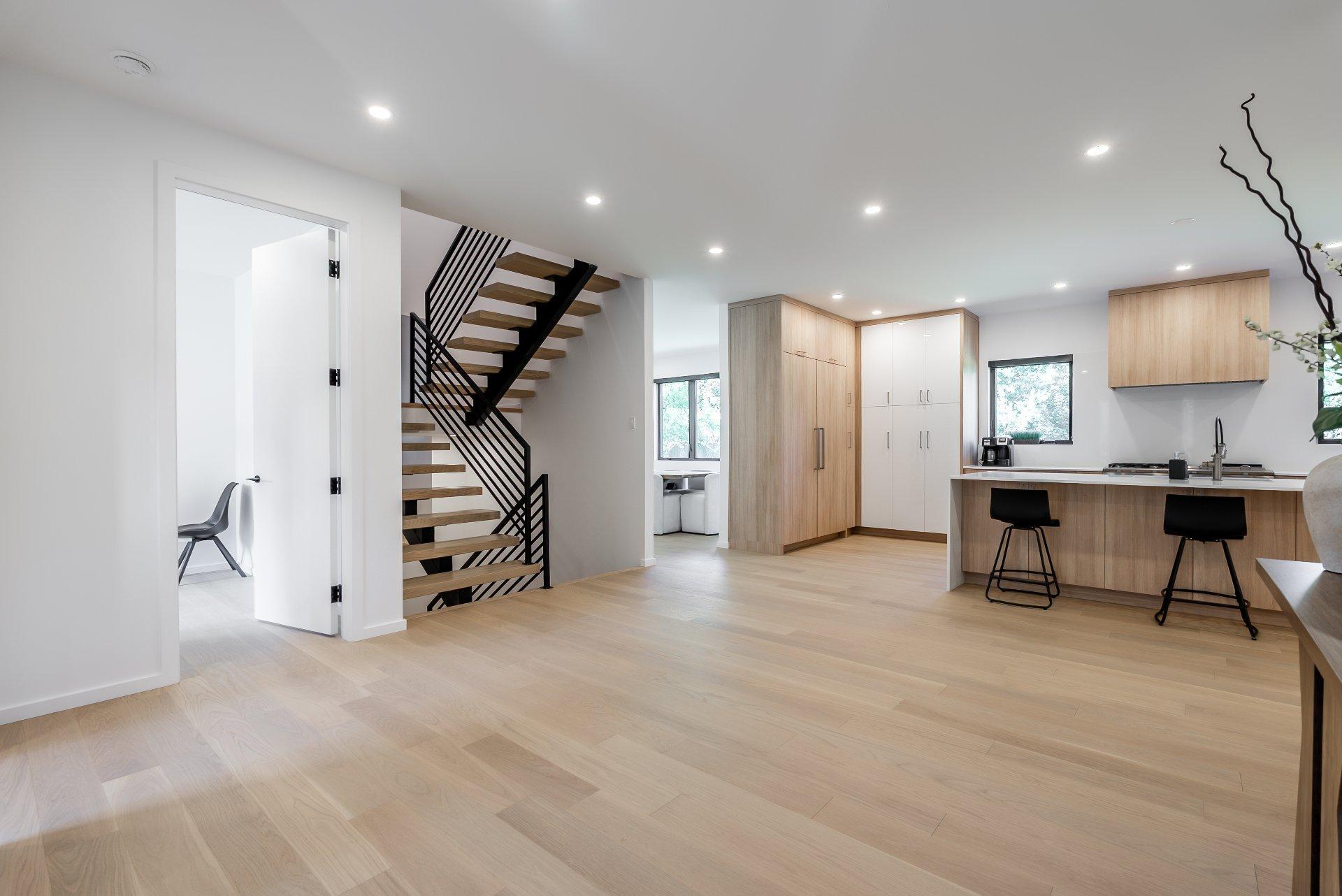 









705


Rue Westchester

,
Baie-d'Urfé,




QC
H9X2R9

