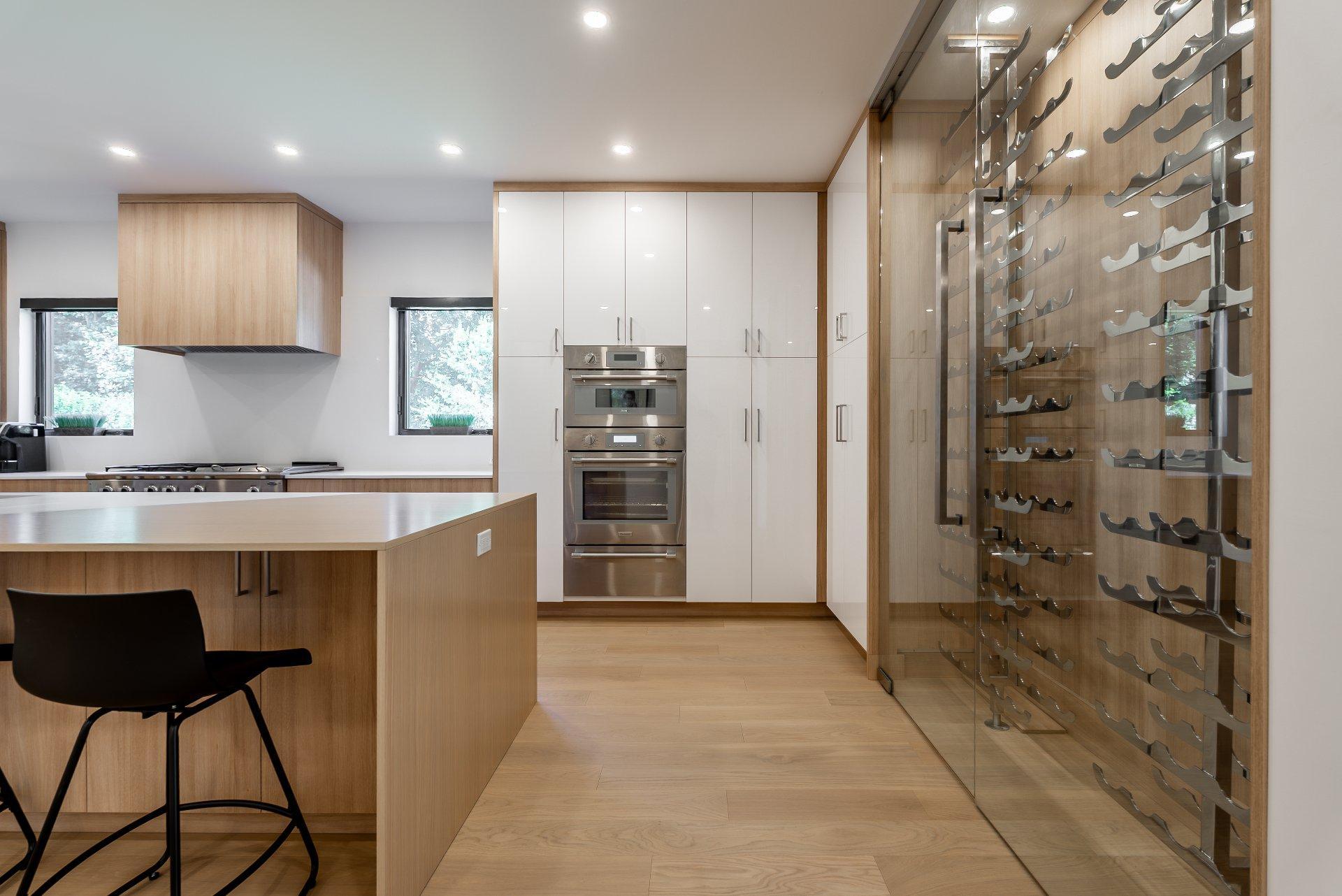 









705


Rue Westchester

,
Baie-d'Urfé,




QC
H9X2R9

