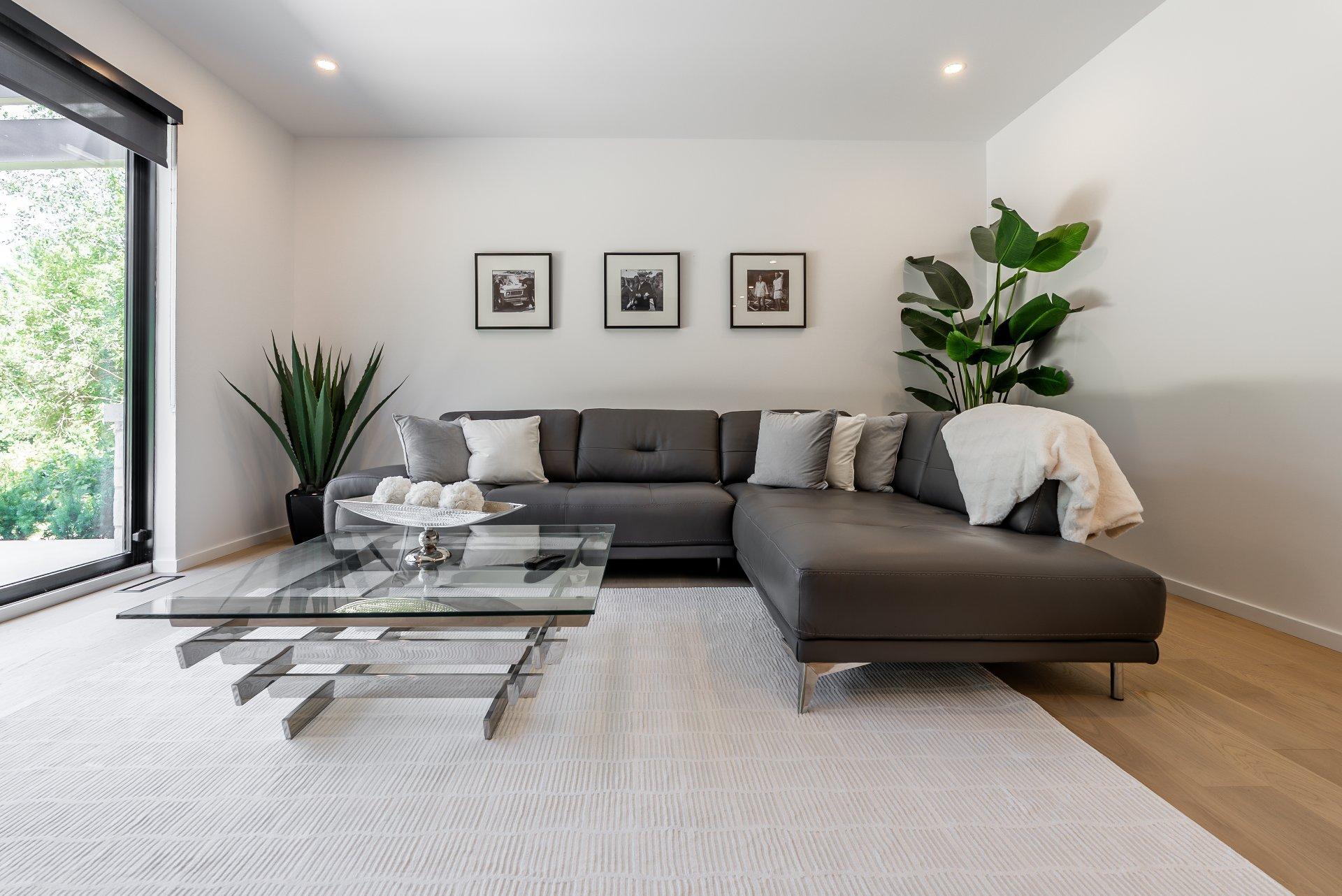 









705


Rue Westchester

,
Baie-d'Urfé,




QC
H9X2R9

