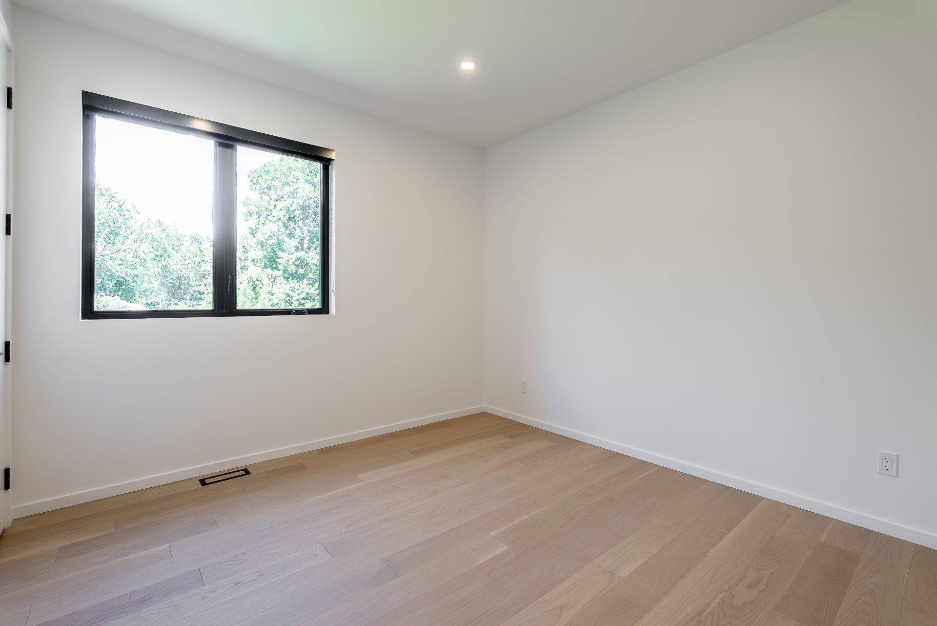 









705


Rue Westchester

,
Baie-d'Urfé,




QC
H9X2R9

