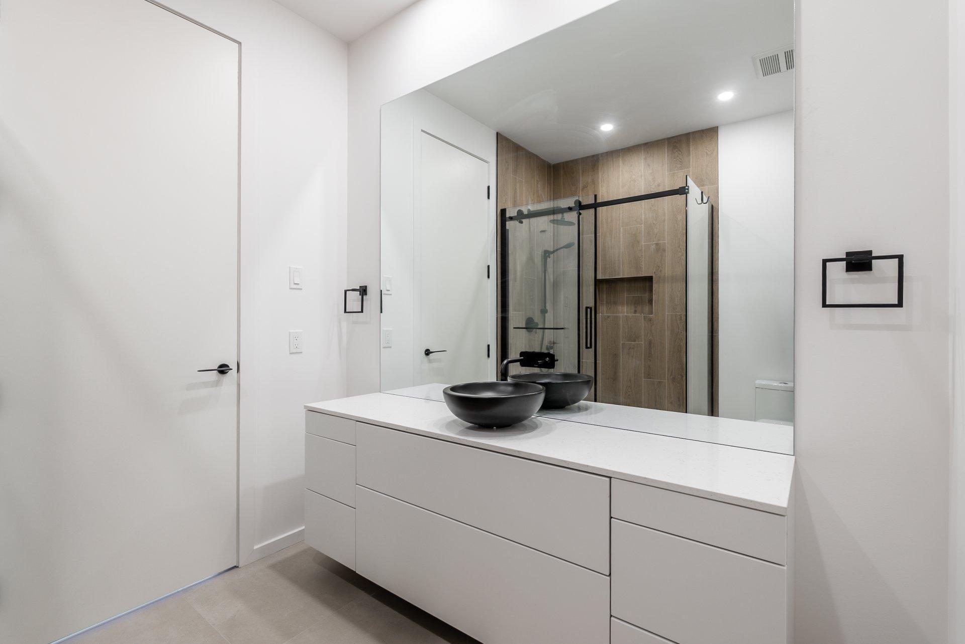 









705


Rue Westchester

,
Baie-d'Urfé,




QC
H9X2R9

