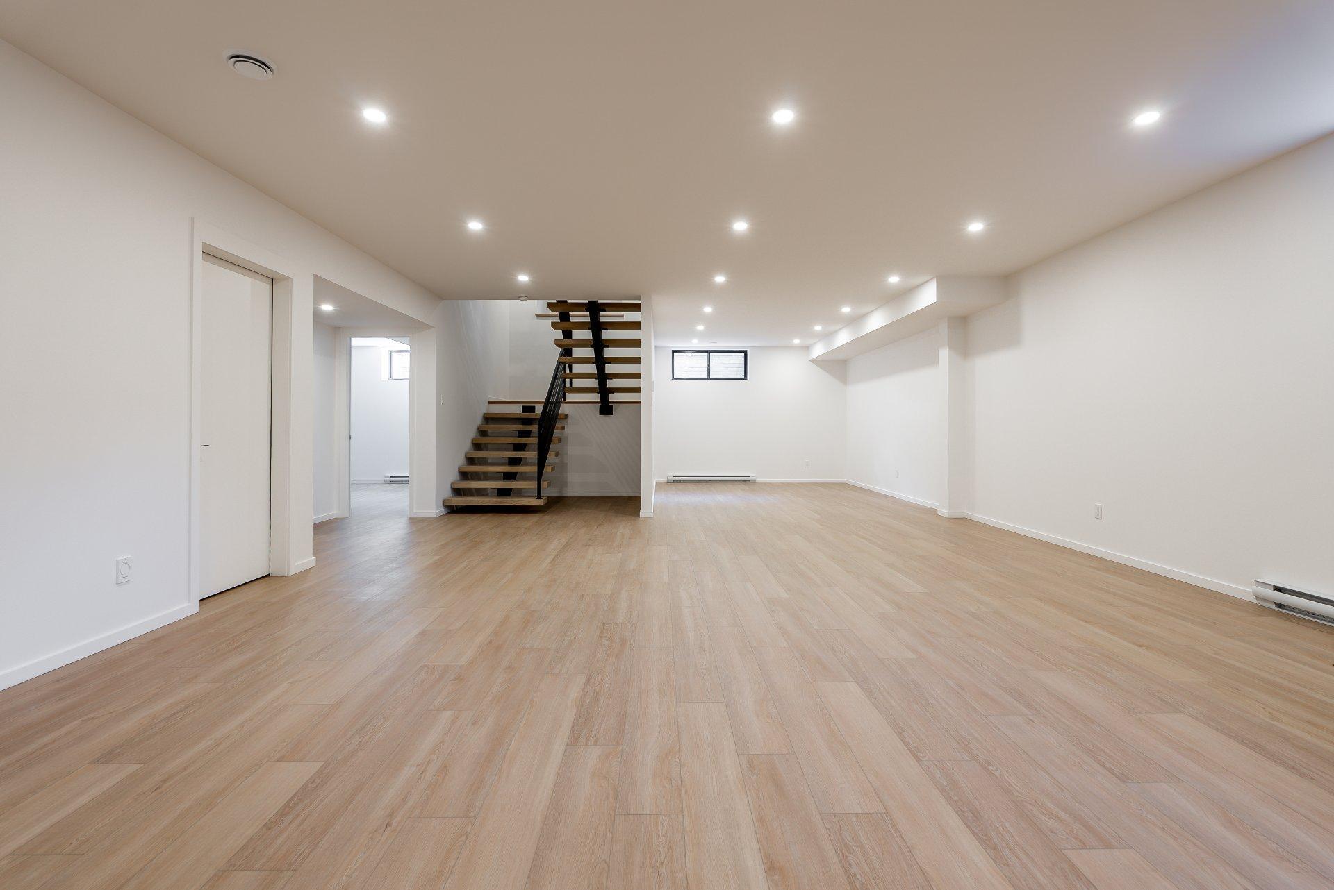 









705


Rue Westchester

,
Baie-d'Urfé,




QC
H9X2R9

