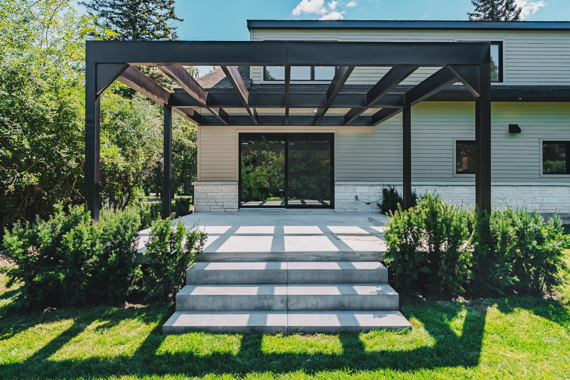 









705


Rue Westchester

,
Baie-d'Urfé,




QC
H9X2R9

