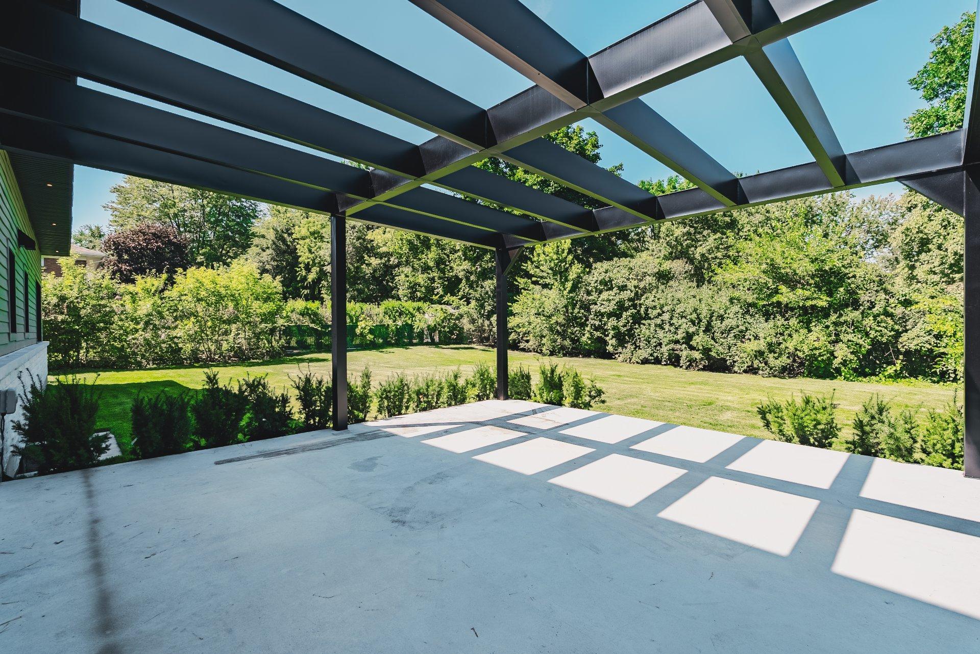 









705


Rue Westchester

,
Baie-d'Urfé,




QC
H9X2R9

