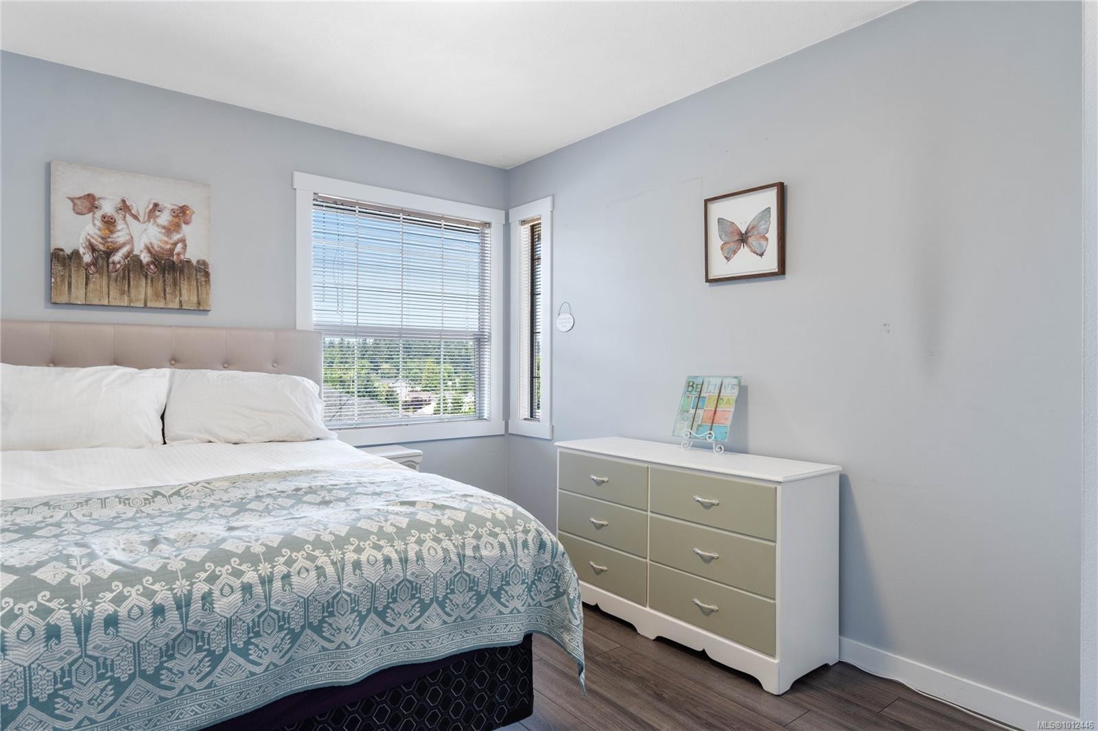 









5804


Tweedsmuir

Cres,
Nanaimo,




BC
V9T 5Y6

