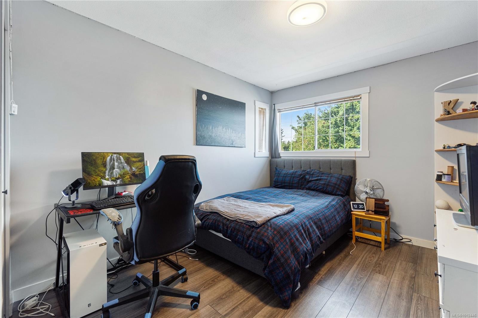 









5804


Tweedsmuir

Cres,
Nanaimo,




BC
V9T 5Y6

