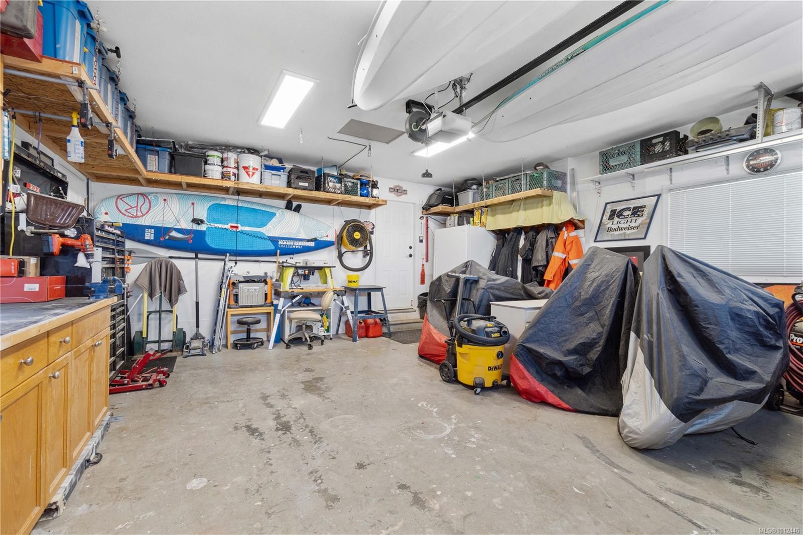 









5804


Tweedsmuir

Cres,
Nanaimo,




BC
V9T 5Y6

