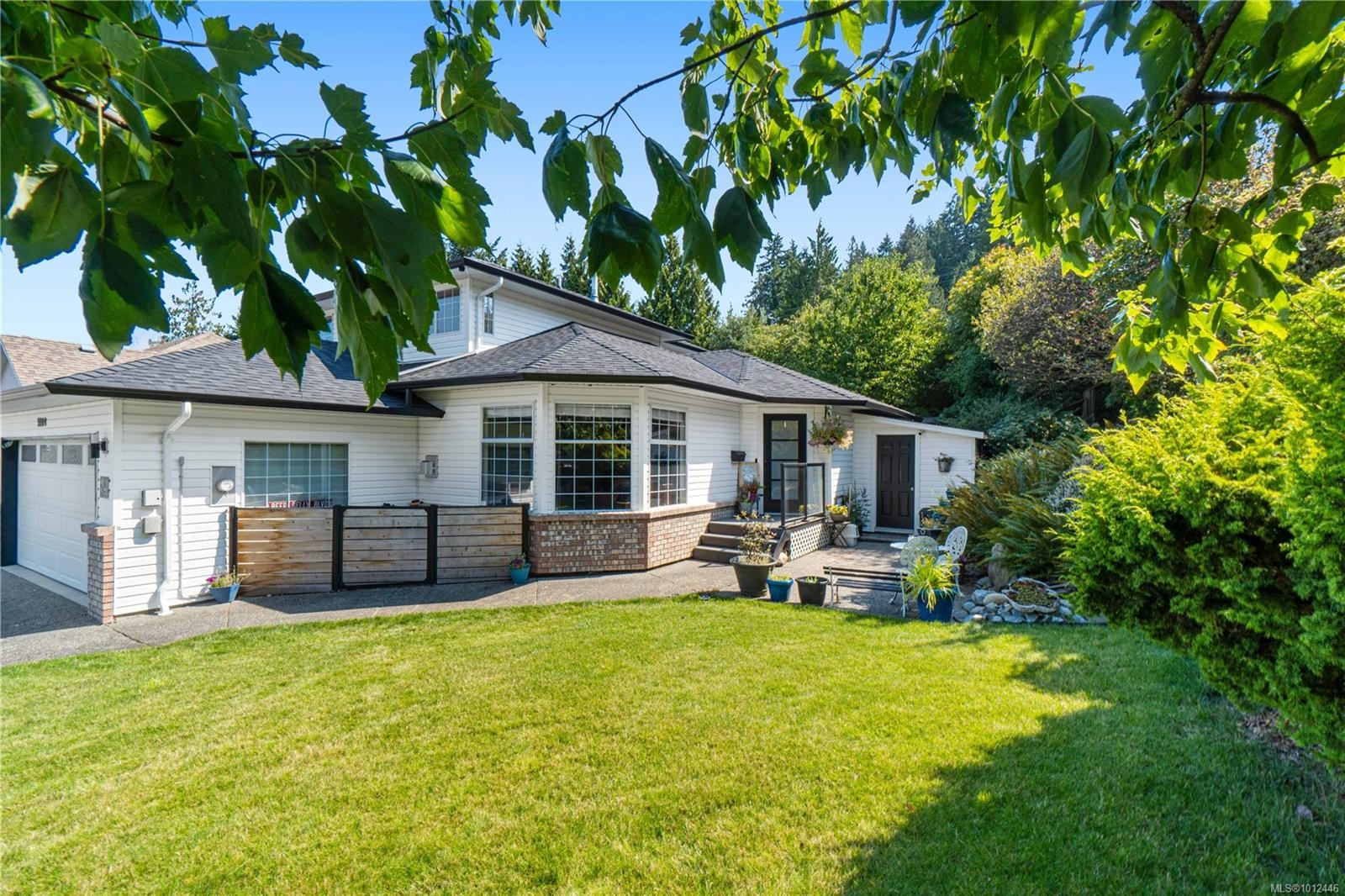 









5804


Tweedsmuir

Cres,
Nanaimo,




BC
V9T 5Y6

