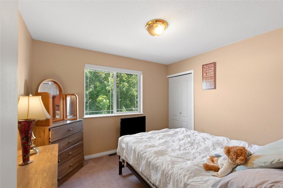 









5773


Tern

Place,
Vernon,




BC
V1H 1R2

