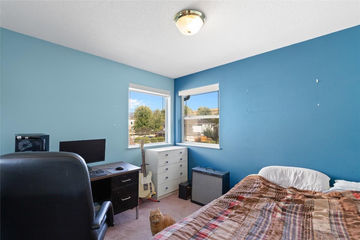 









5773


Tern

Place,
Vernon,




BC
V1H 1R2

