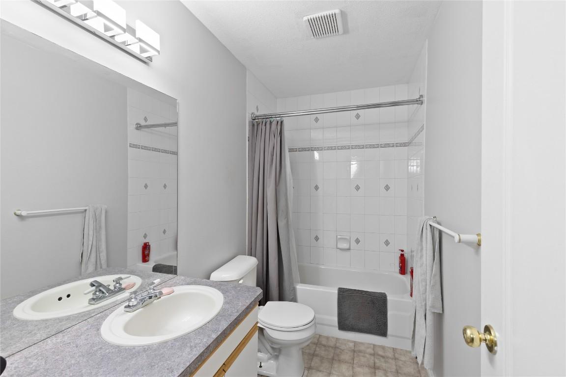 









5773


Tern

Place,
Vernon,




BC
V1H 1R2

