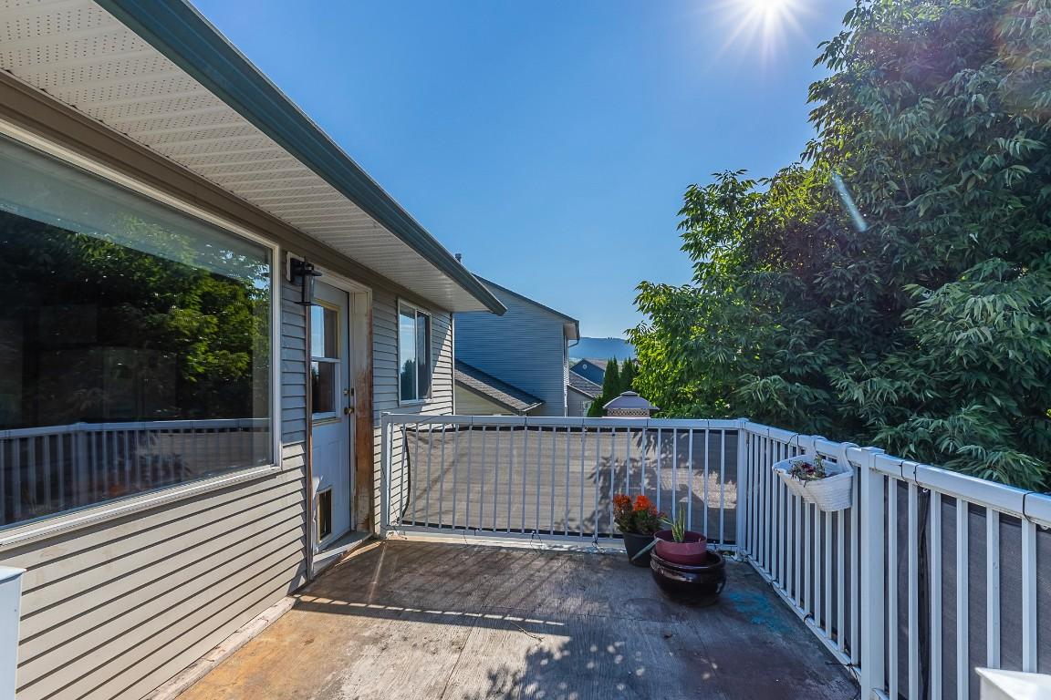 









5773


Tern

Place,
Vernon,




BC
V1H 1R2

