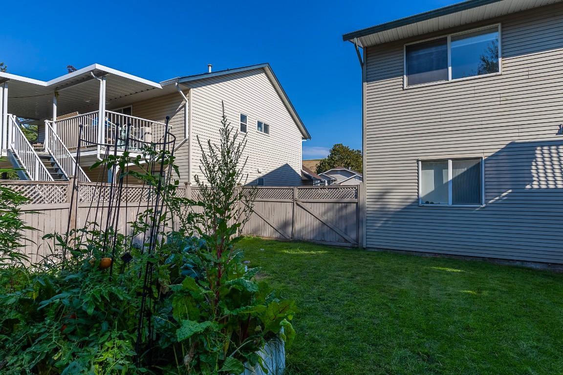 









5773


Tern

Place,
Vernon,




BC
V1H 1R2

