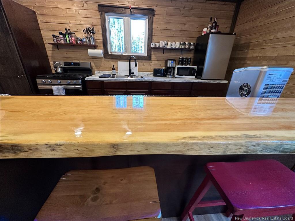 









11


Austin Brook

,
Nepisiguit Falls,




NB
E2A 6W8

