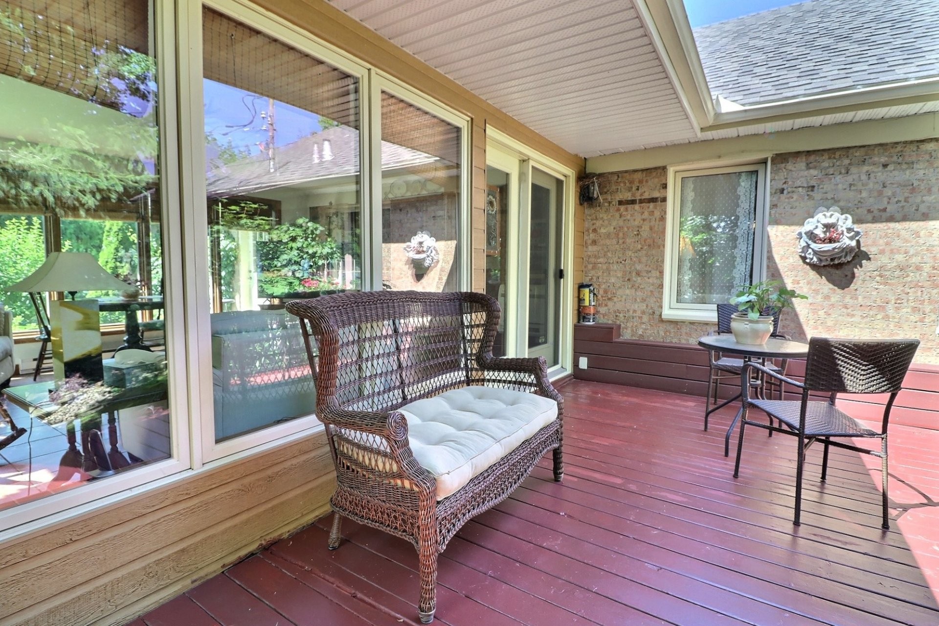 









60


Av. des Rapides

,
Québec (Beauport),




QC
G1C1H5

