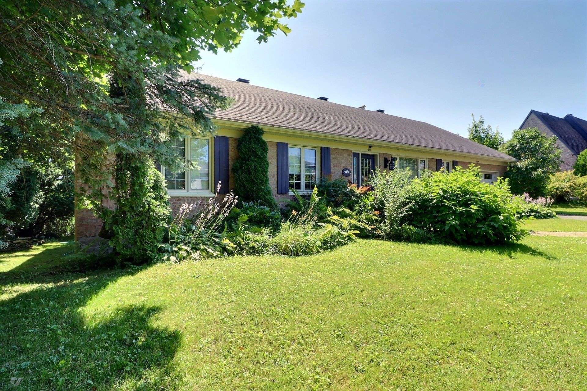 









60


Av. des Rapides

,
Québec (Beauport),




QC
G1C1H5

