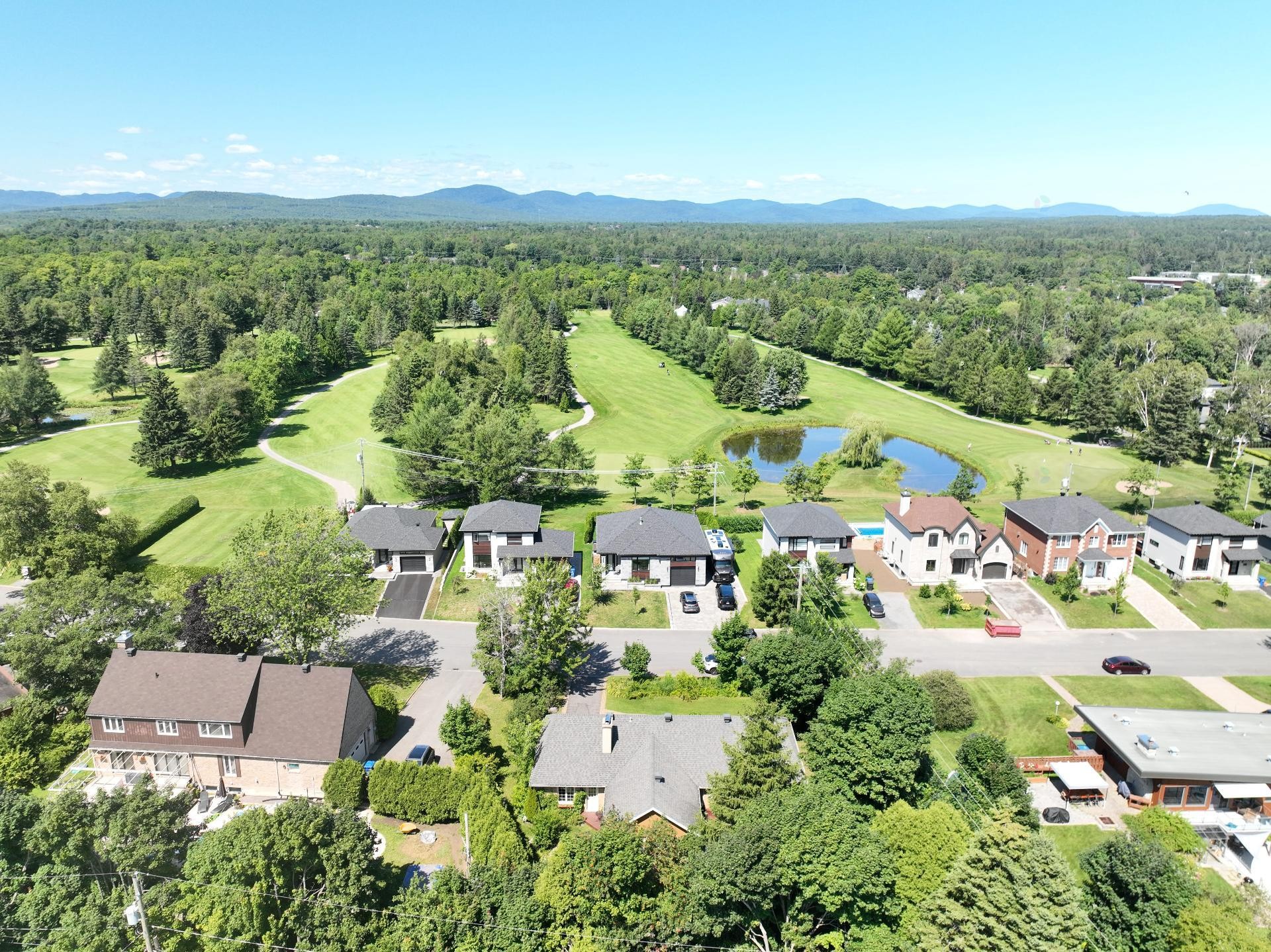 









60


Av. des Rapides

,
Québec (Beauport),




QC
G1C1H5

