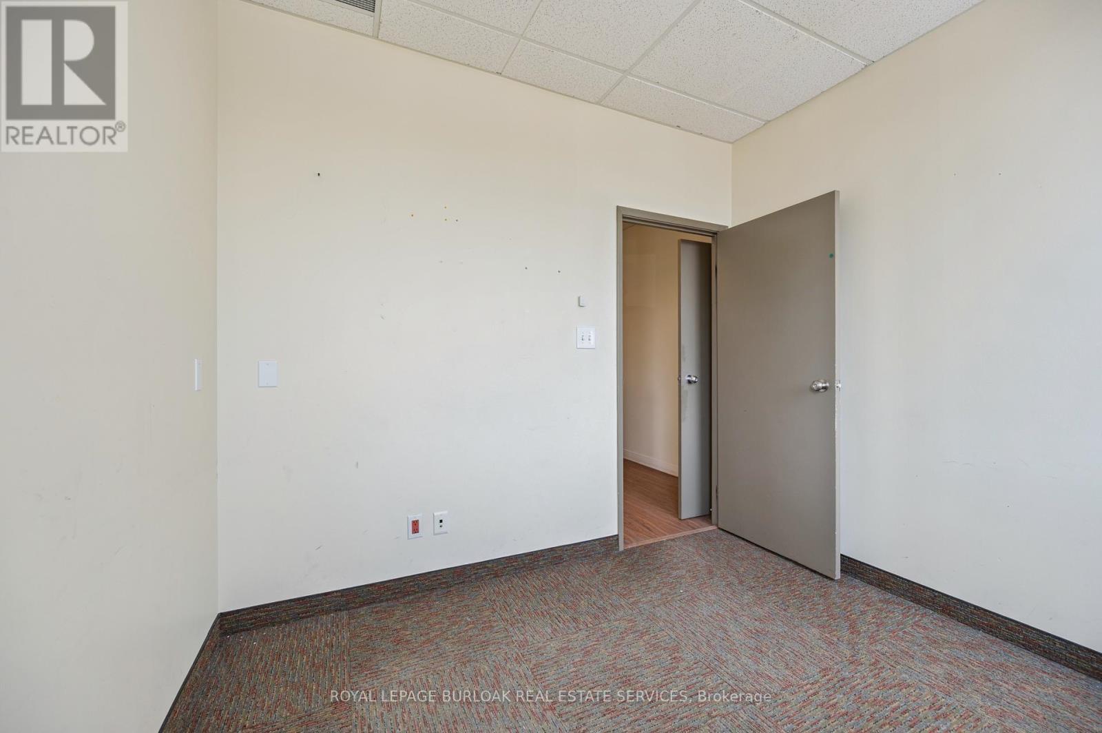 












200 - 751 VICTORIA STREET S

,
Kitchener,




Ontario
N2M5N4


