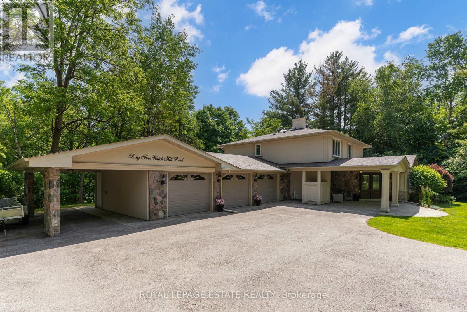 












65 WATCH HILL ROAD

,
King,




Ontario
L7B1K1

