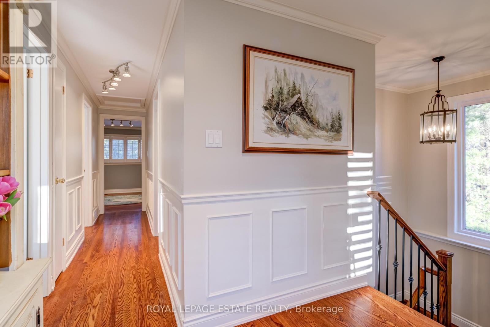 












65 WATCH HILL ROAD

,
King,




Ontario
L7B1K1

