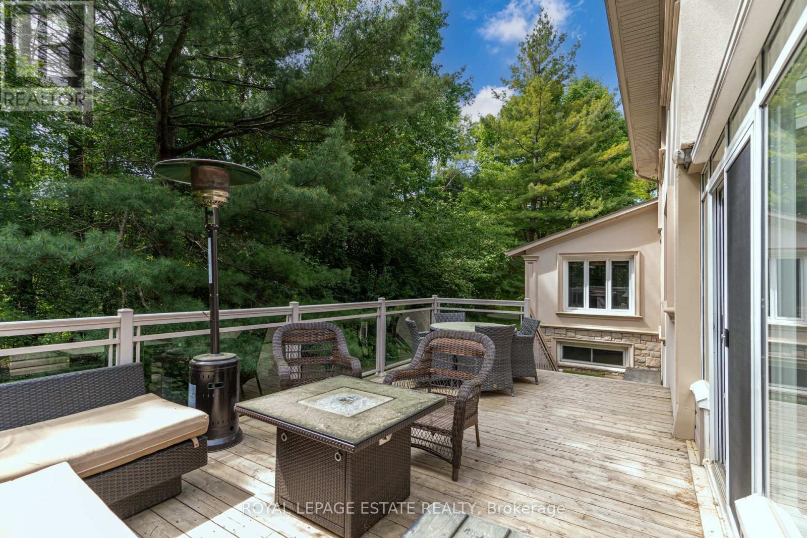 












65 WATCH HILL ROAD

,
King,




Ontario
L7B1K1


