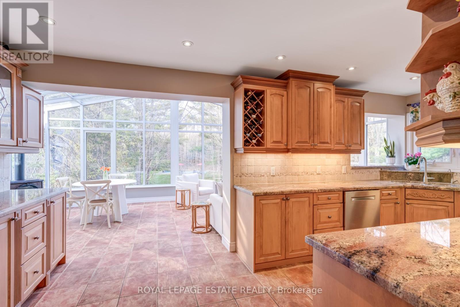 












65 WATCH HILL ROAD

,
King,




Ontario
L7B1K1

