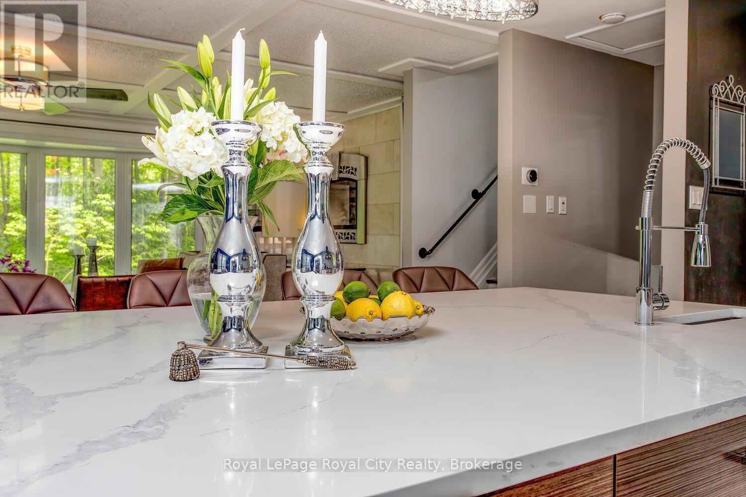 












1158 CONSERVATION ROAD E

,
Milton,




Ontario
L0P1B0

