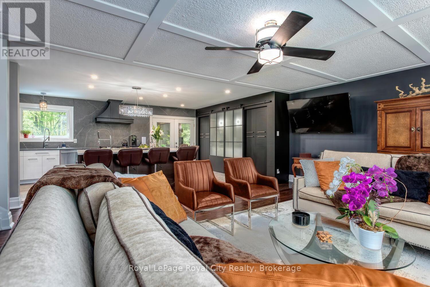 












1158 CONSERVATION ROAD E

,
Milton,




Ontario
L0P1B0

