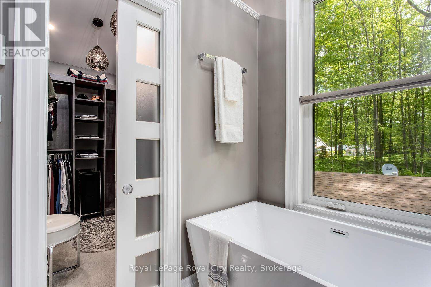 












1158 CONSERVATION ROAD E

,
Milton,




Ontario
L0P1B0

