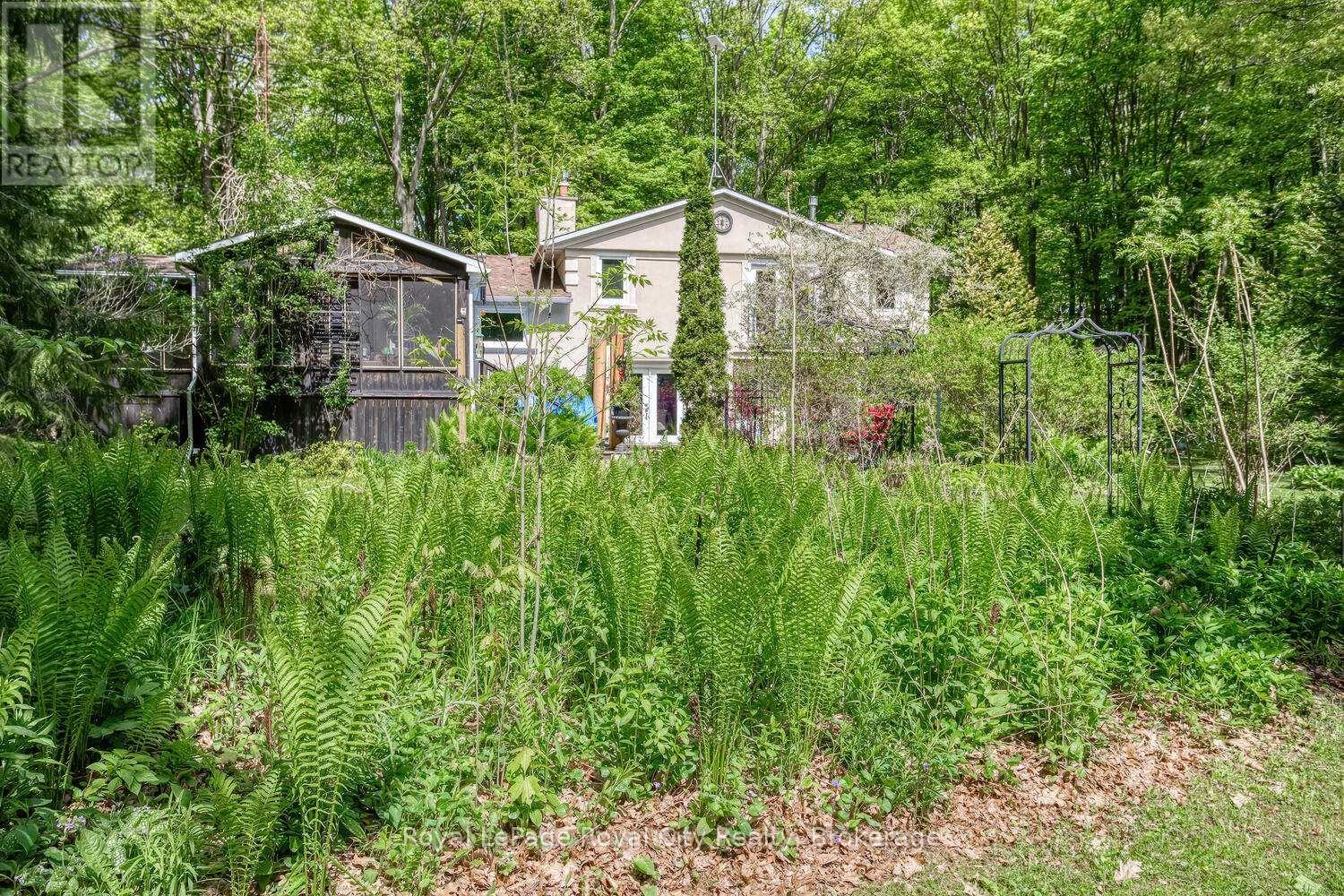 












1158 CONSERVATION ROAD E

,
Milton,




Ontario
L0P1B0

