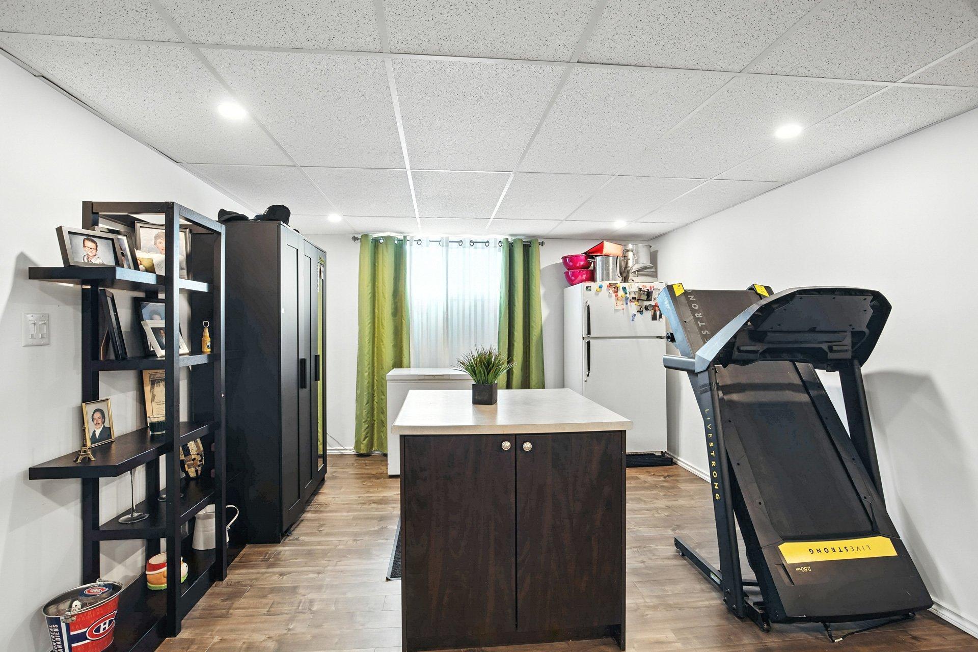









392


Rue Gouin

,
Gatineau (Gatineau),




QC
J8P3J9

