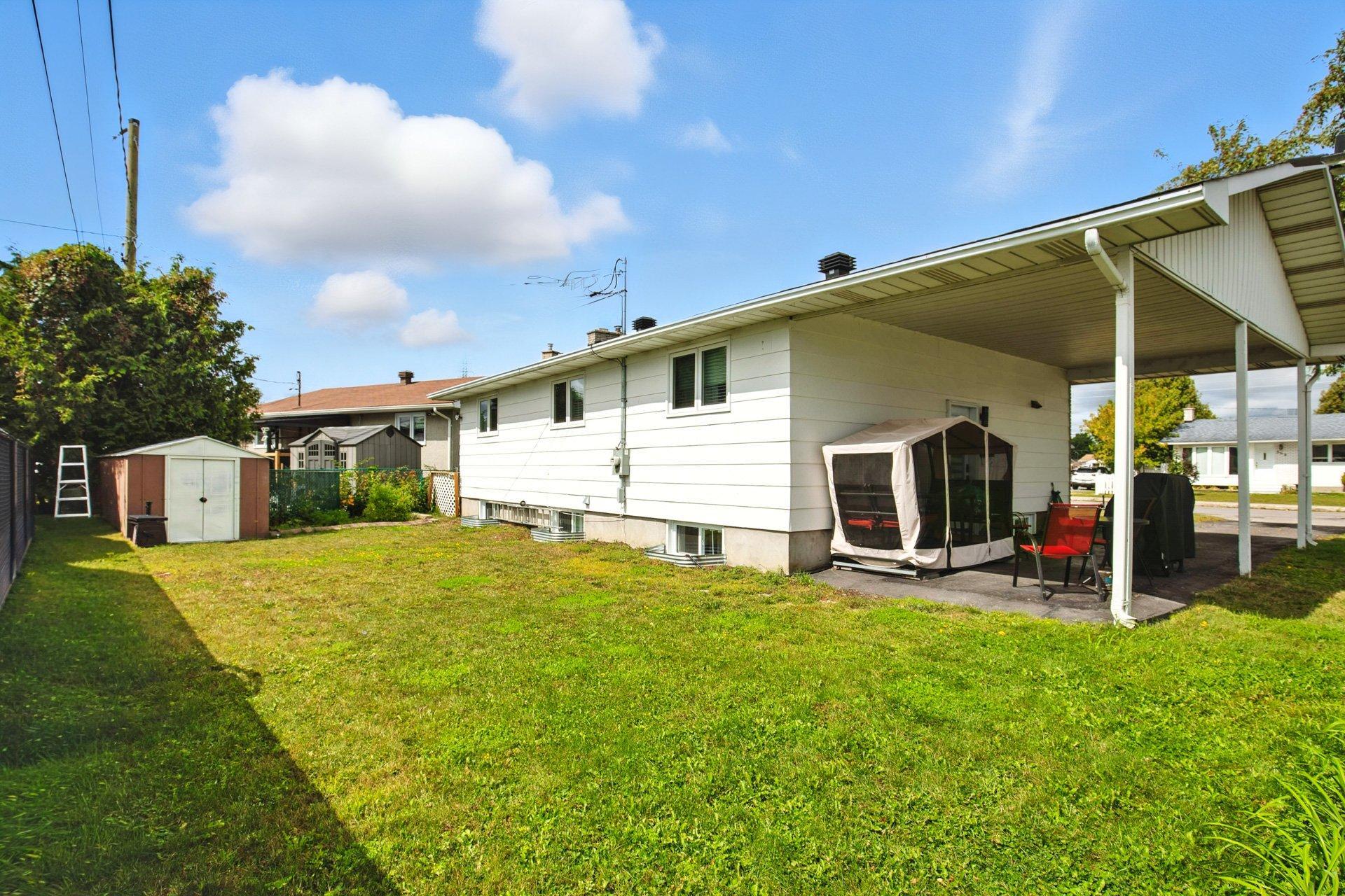 









392


Rue Gouin

,
Gatineau (Gatineau),




QC
J8P3J9

