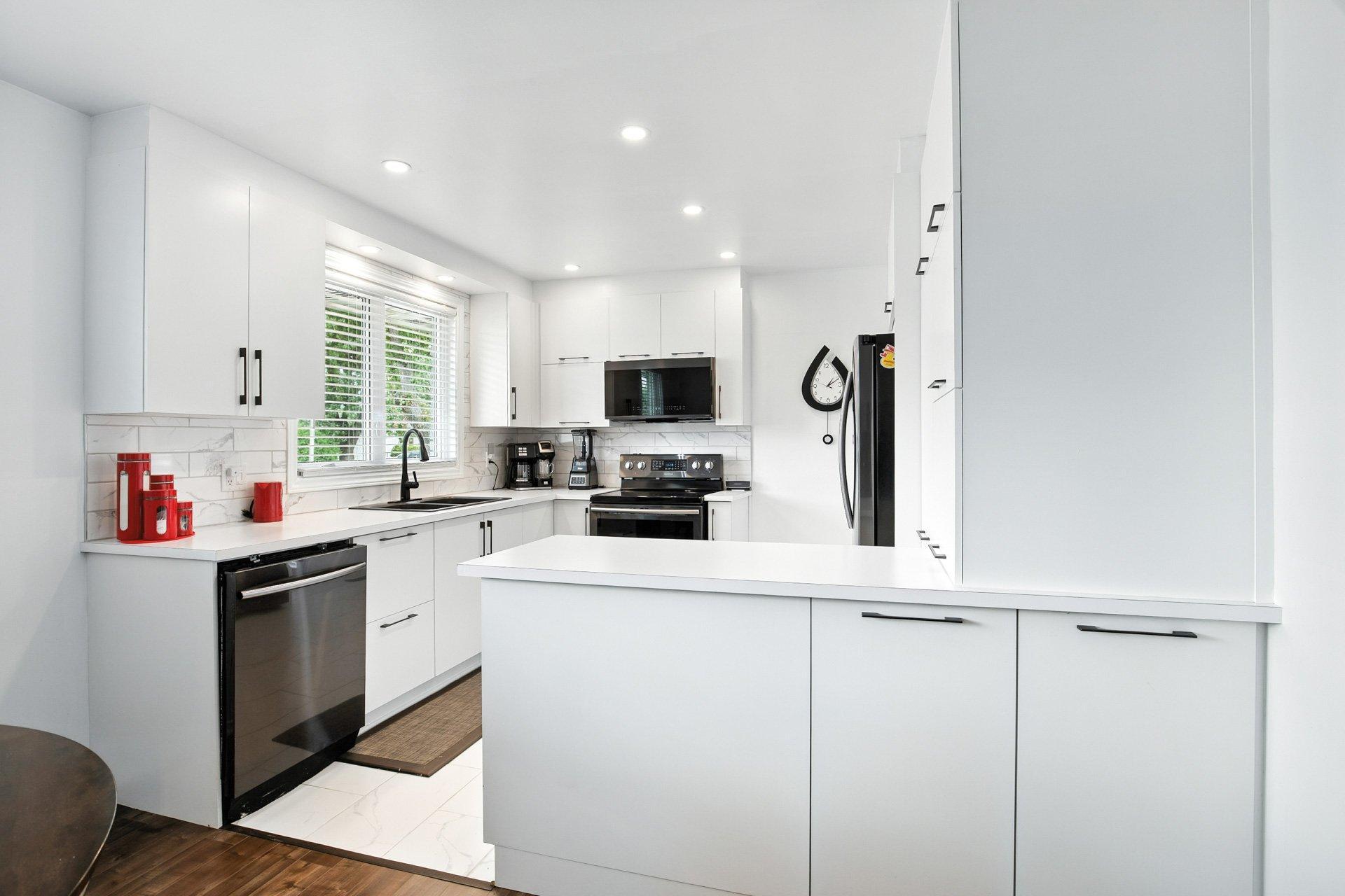 









392


Rue Gouin

,
Gatineau (Gatineau),




QC
J8P3J9

