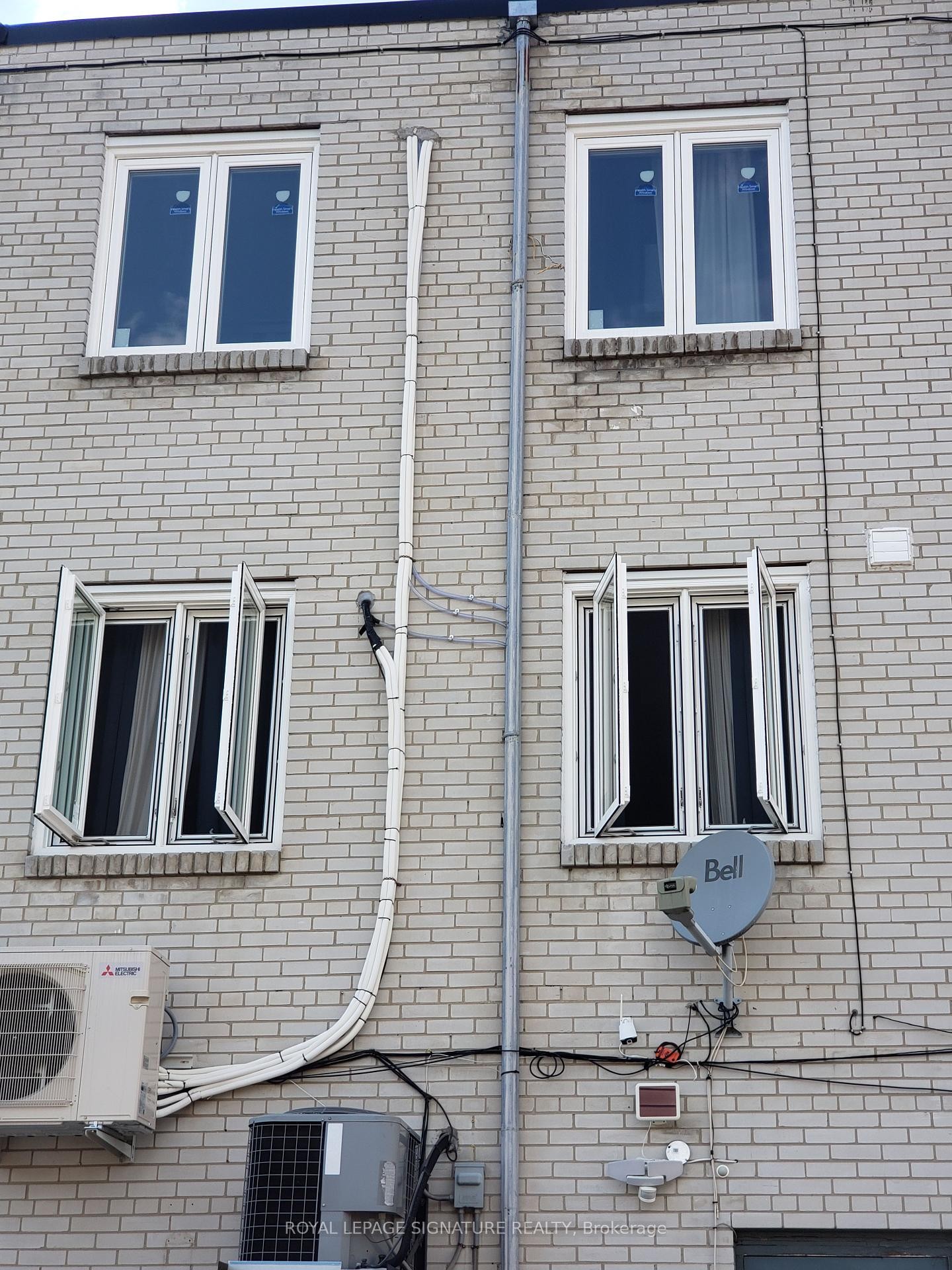 









1301


Danforth

Avenue, 1299,
Toronto,




ON
M4J 1M8

